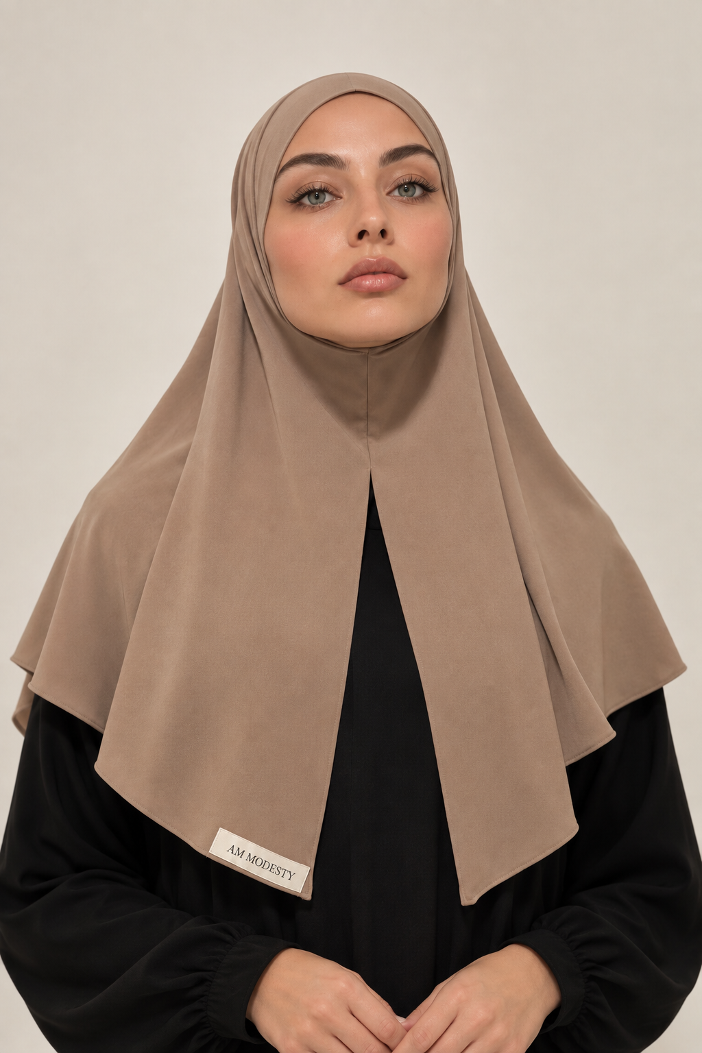 TAUPE | Short Instant